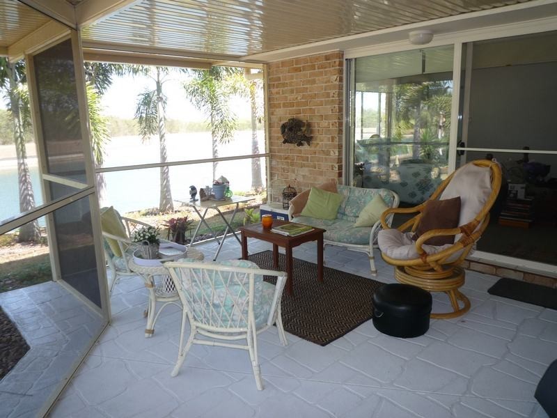 12 Bushlark Avenue, Eli Waters QLD 4655