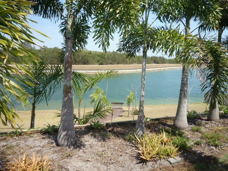 12 Bushlark Avenue, Eli Waters QLD 4655