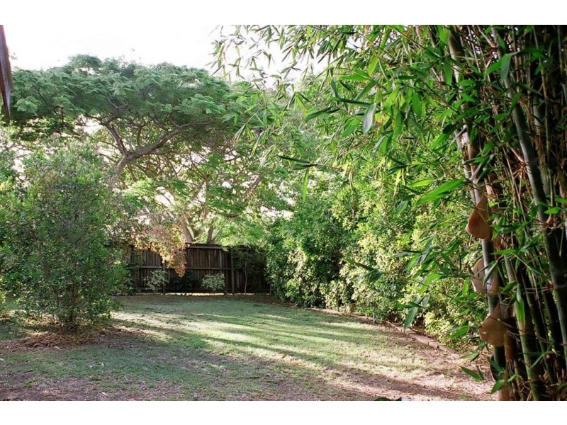 294 Torquay Terrace, Torquay QLD 4655