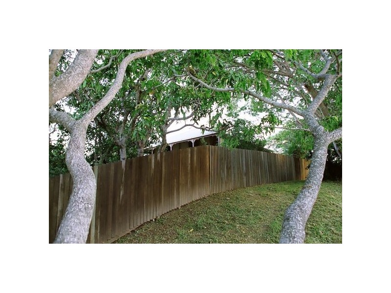 294 Torquay Terrace, Torquay QLD 4655