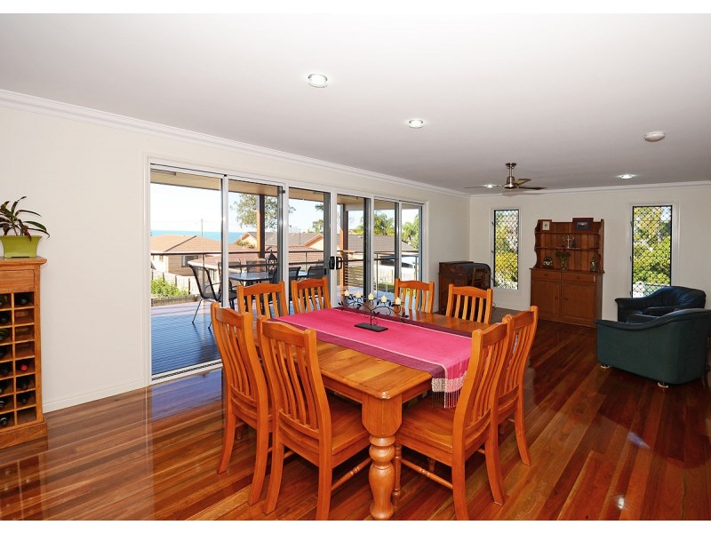 55a Esplanade, Point Vernon QLD 4655