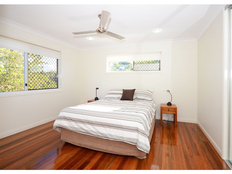 55a Esplanade, Point Vernon QLD 4655