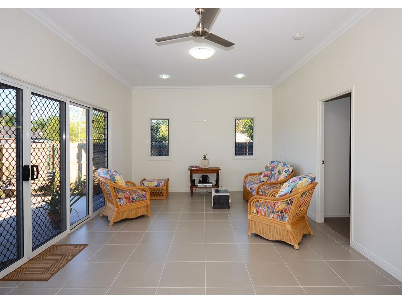 55a Esplanade, Point Vernon QLD 4655