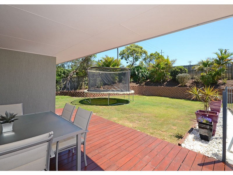 5 Fraser Outlook Court, Kawungan QLD 4655