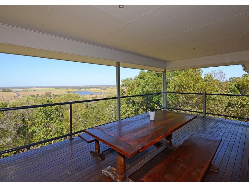 5 Fraser Outlook Court, Kawungan QLD 4655