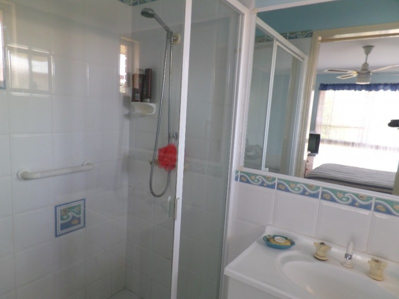 135 Robert Street, Torquay QLD 4655