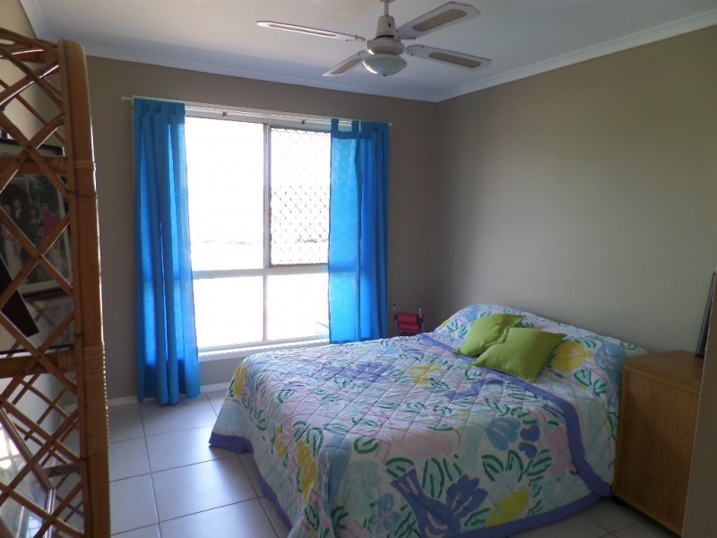 135 Robert Street, Torquay QLD 4655