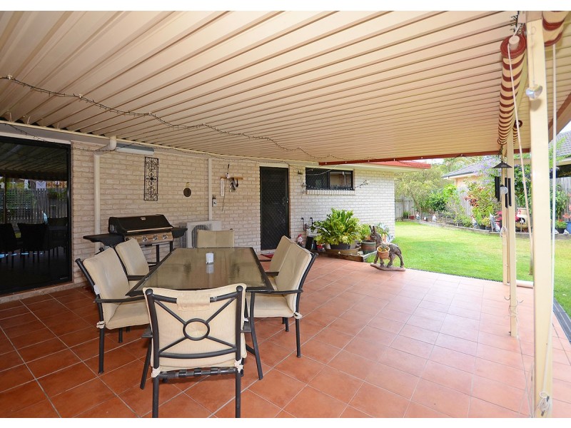 5 Orchid Avenue, Urangan QLD 4655