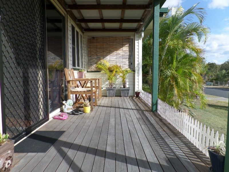 26 Ladbroke Crescent, Urangan QLD 4655