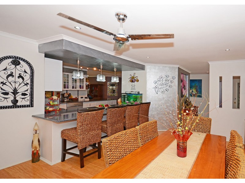 12 Granada court, Point Vernon QLD 4655