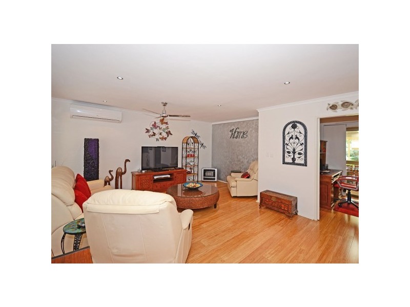 12 Granada court, Point Vernon QLD 4655