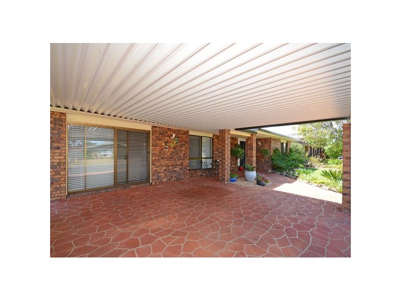 12 Granada court, Point Vernon QLD 4655