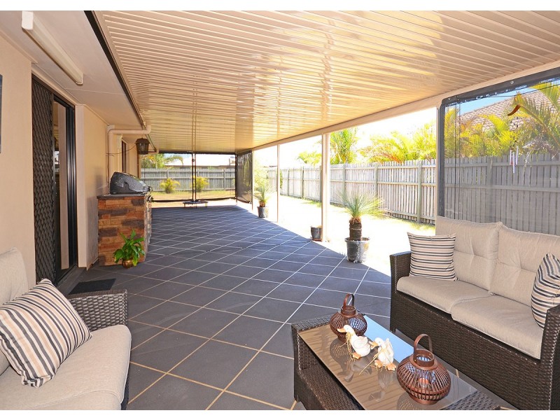 70 Endeavour Way, Eli Waters QLD 4655