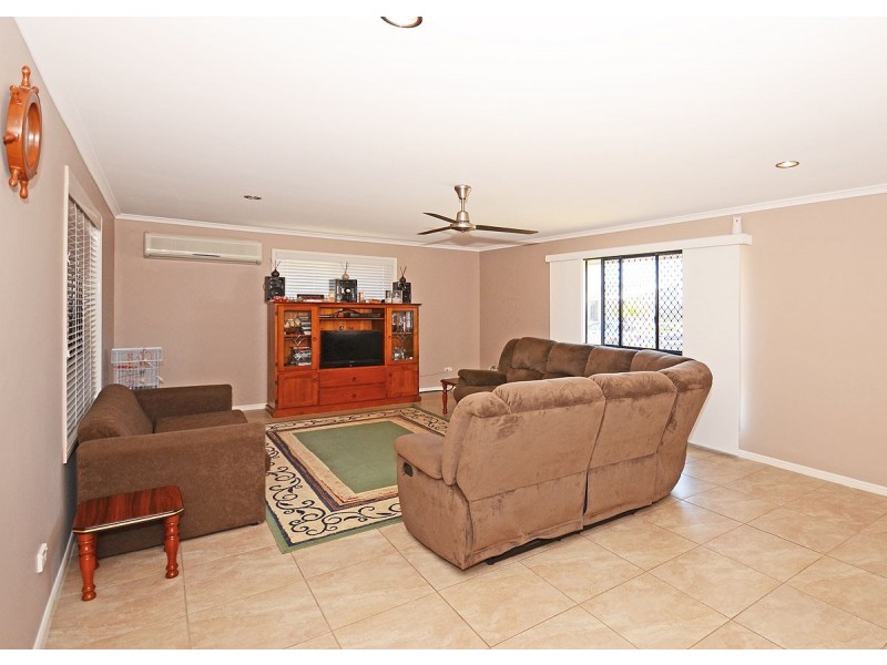 70 Endeavour Way, Eli Waters QLD 4655