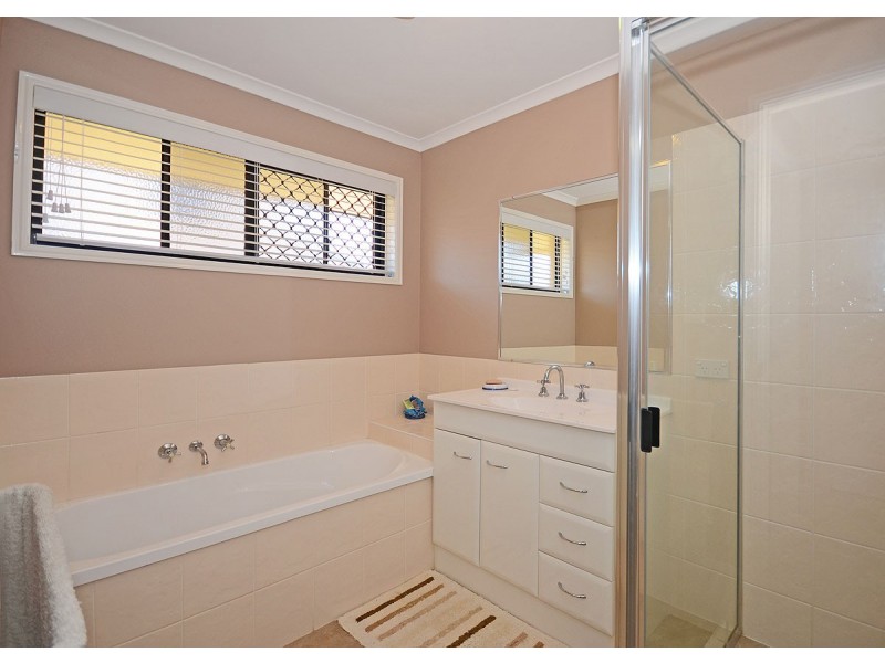 70 Endeavour Way, Eli Waters QLD 4655