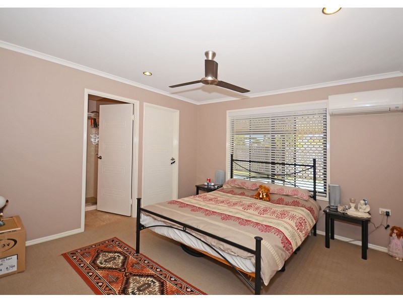 70 Endeavour Way, Eli Waters QLD 4655