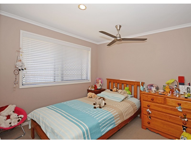 70 Endeavour Way, Eli Waters QLD 4655