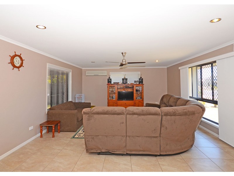 70 Endeavour Way, Eli Waters QLD 4655