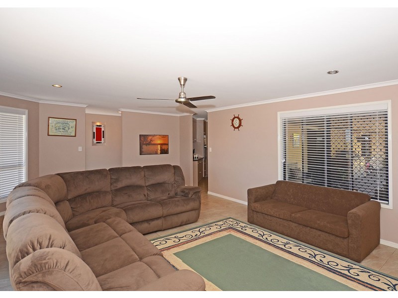 70 Endeavour Way, Eli Waters QLD 4655