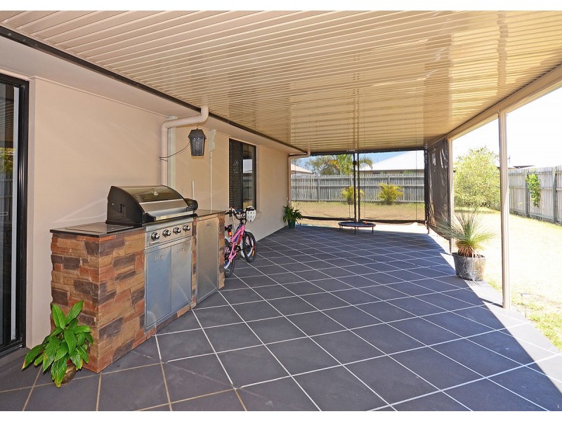 70 Endeavour Way, Eli Waters QLD 4655