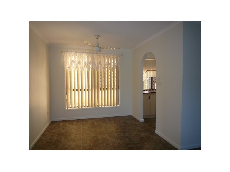 5 Matthew Drive, Urangan QLD 4655