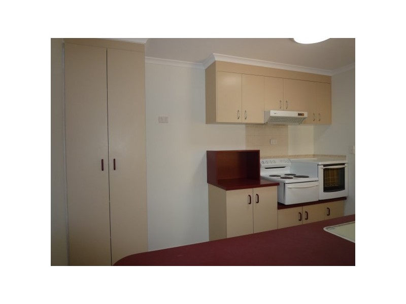 5 Matthew Drive, Urangan QLD 4655