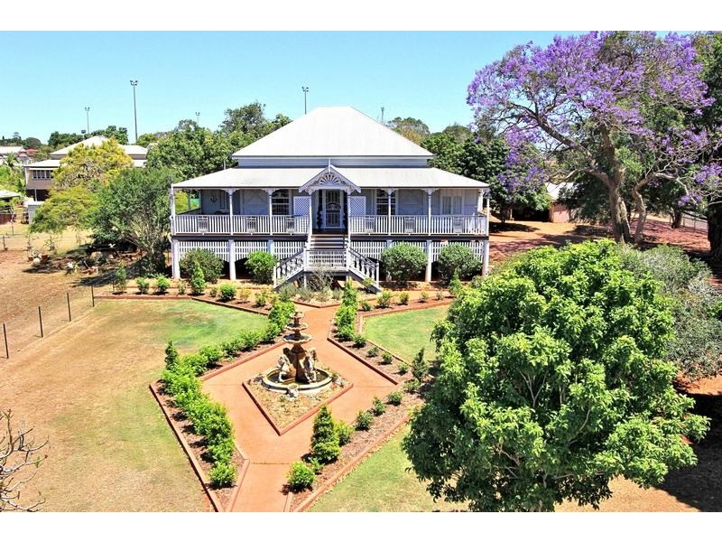 38 North Street, Childers QLD 4660