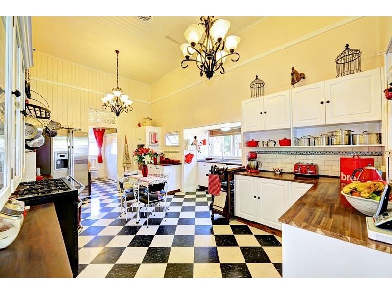 38 North Street, Childers QLD 4660