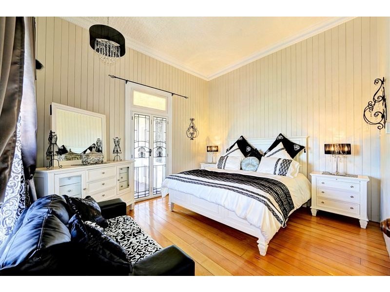 38 North Street, Childers QLD 4660