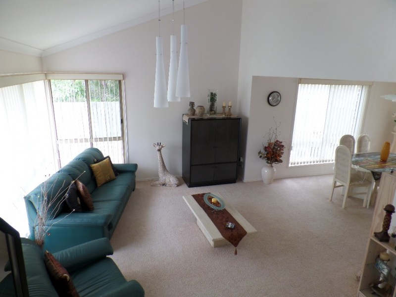 73 Oleander Avenue, Kawungan QLD 4655