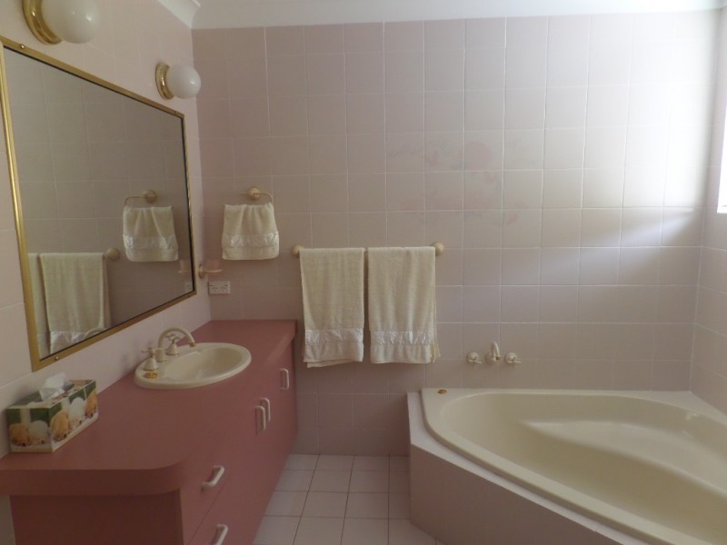 73 Oleander Avenue, Kawungan QLD 4655