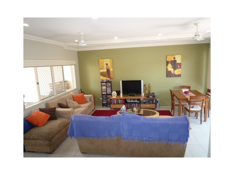 7/48 Taylor Street, Pialba QLD 4655