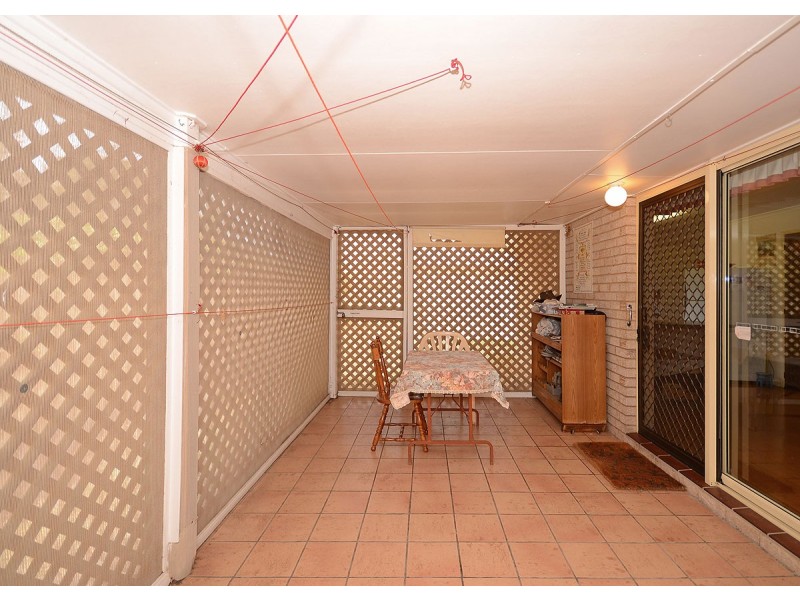 2 Archer Drive, Point Vernon QLD 4655