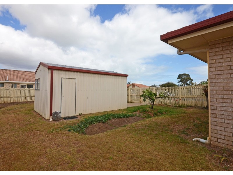 2 Archer Drive, Point Vernon QLD 4655