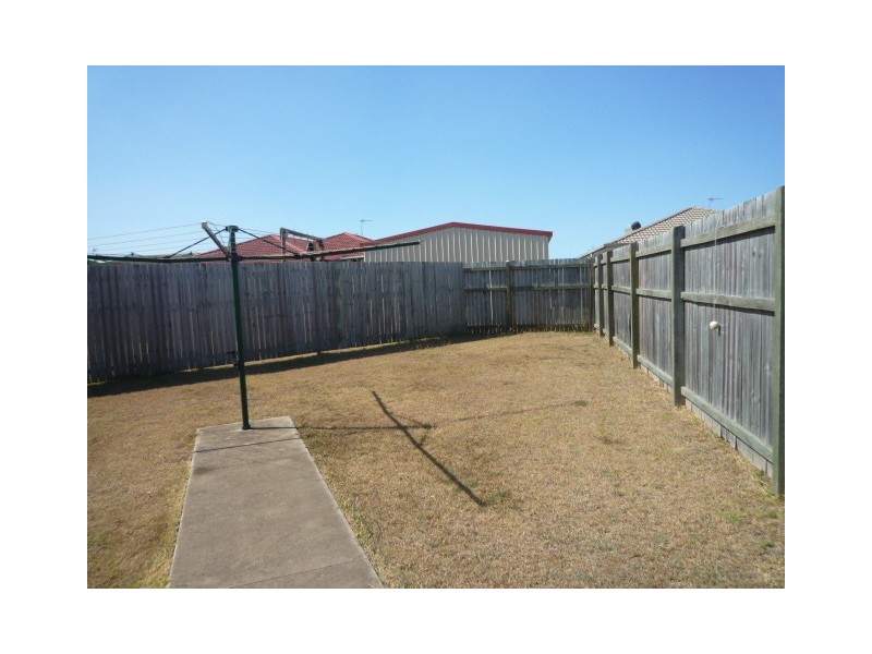 2/34 Yarrilee Circuit, Dundowran QLD 4655