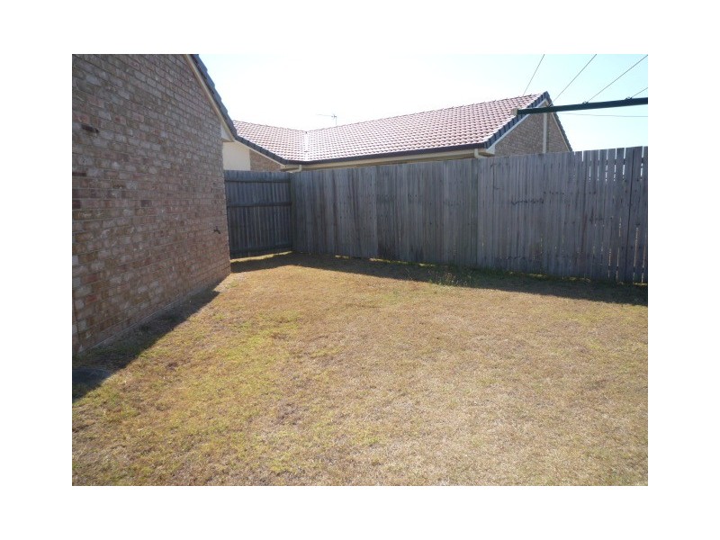 2/34 Yarrilee Circuit, Dundowran QLD 4655