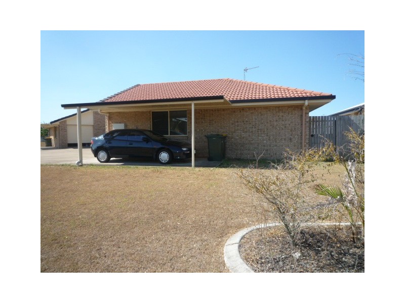 2/34 Yarrilee Circuit, Dundowran QLD 4655