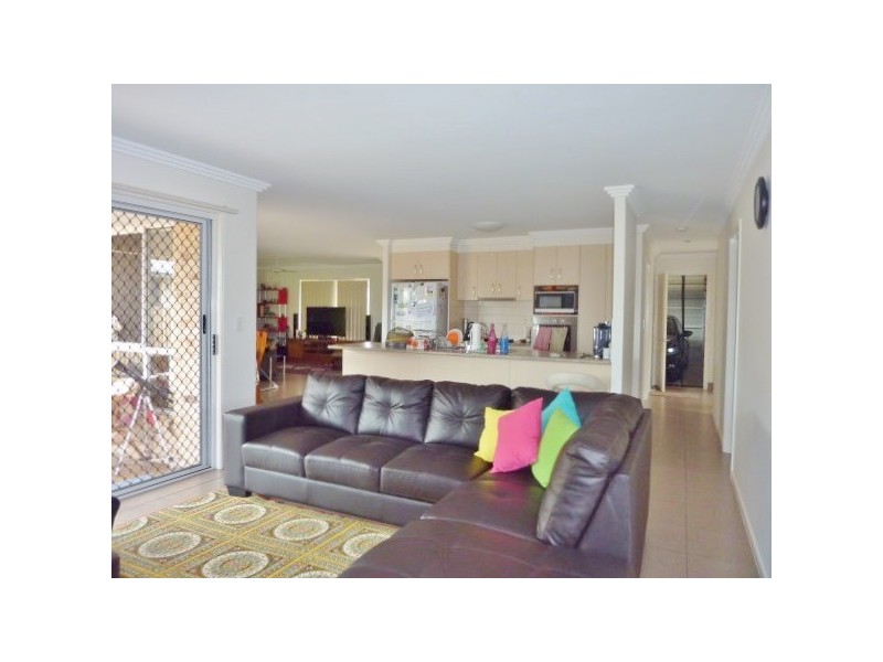 22 Harly Court, Urraween QLD 4655