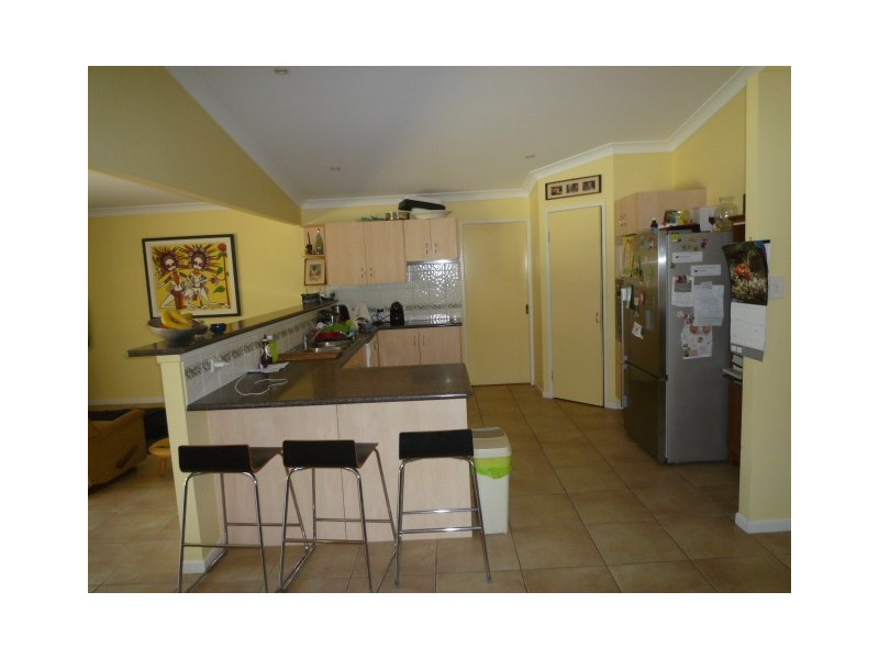 69 Washington Drive, Wondunna QLD 4655