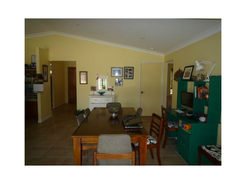 69 Washington Drive, Wondunna QLD 4655