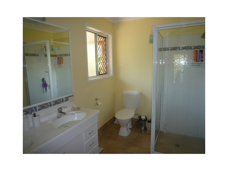 69 Washington Drive, Wondunna QLD 4655