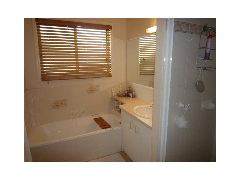 85 Christensen Street, Urraween QLD 4655