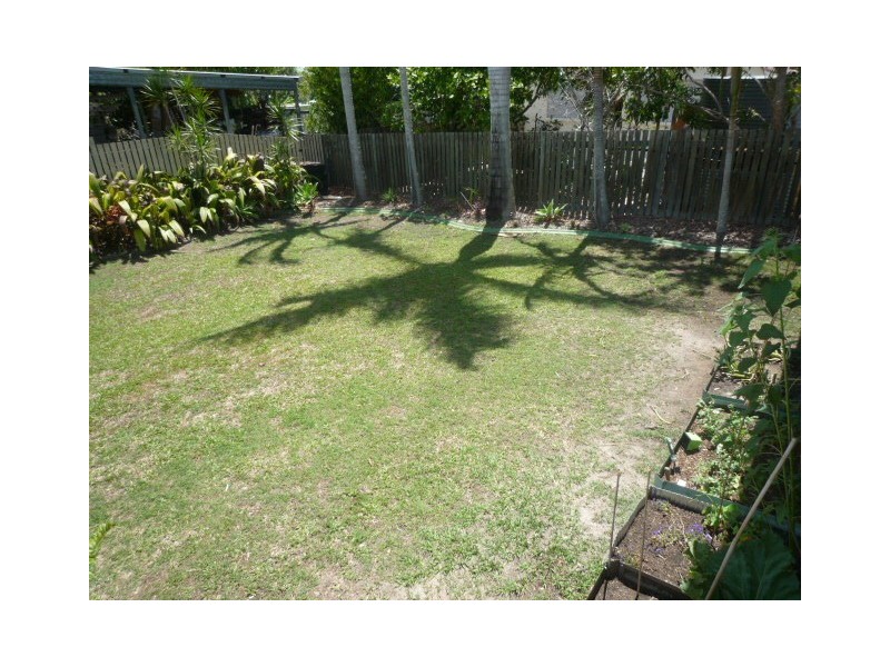 85 Christensen Street, Urraween QLD 4655
