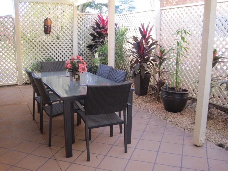 22 John Street, Scarness QLD 4655
