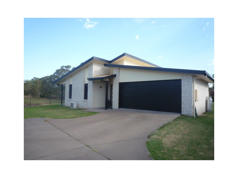 9 Adam Court, Urangan QLD 4655