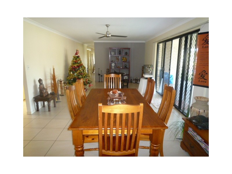 9 Adam Court, Urangan QLD 4655
