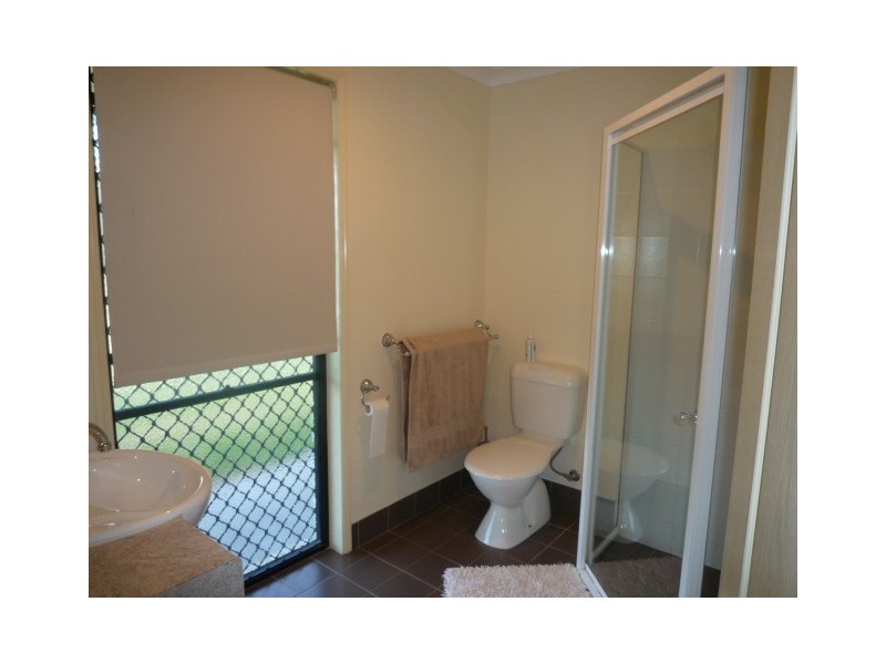 9 Adam Court, Urangan QLD 4655