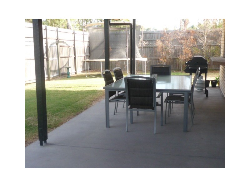 9 Adam Court, Urangan QLD 4655