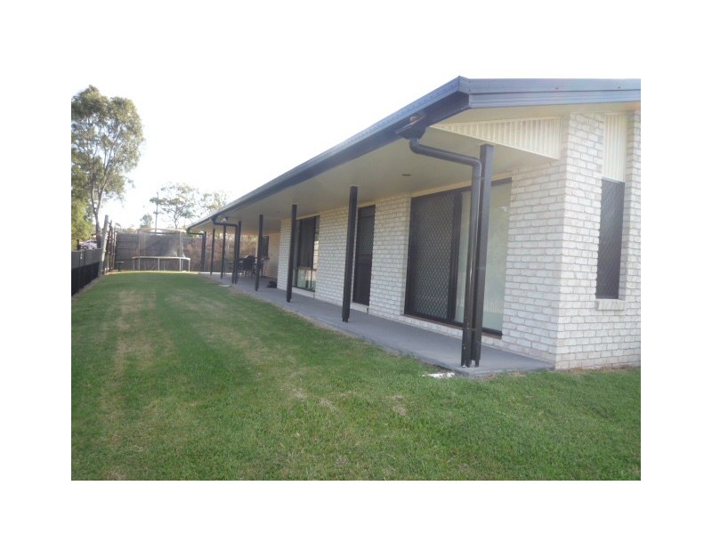 9 Adam Court, Urangan QLD 4655
