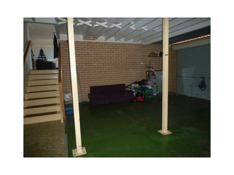 11 Long Street, Point Vernon QLD 4655